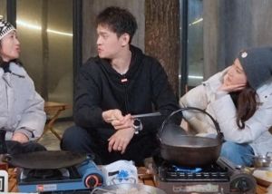 张豆豆崩溃大哭 车内争吵引全网热议