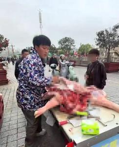 民政局回应小伙卖猪肉养6个弟妹 家庭压力与希望并存