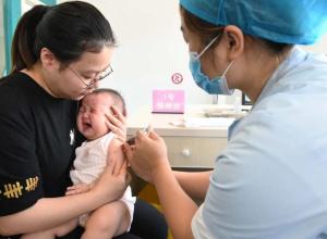 5岁半孩子为何打了9针乙肝疫苗 家长焦虑谁来解？