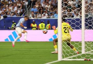 世界杯：沙特1-1乌拉圭，马克西-阿劳霍救主，巴尔韦德绝杀被扑 H组四队同积一分