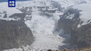 新疆慕士塔格峰雪崩 文旅部门提醒 严禁擅自进入高危区域
