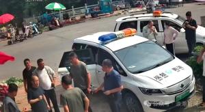 媒体评2个月上门检查15次逼停烧烤店 频繁执法引质疑