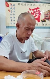 莫氏鸡煲总店员工从180人减至30多人 客流回落后的调整与展望