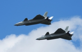 长空砺剑！定格人民空军硬核实力高光瞬间