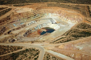 全球最大铜矿面临罢工停产 铜市或将动荡