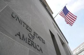 克林顿回应被曝多张亲密合影 呼吁全面公开文件