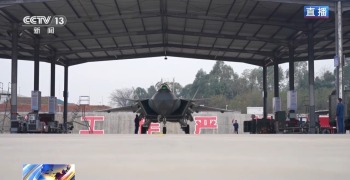 战鹰列阵！直击空军新年开训现场 起飞即战斗