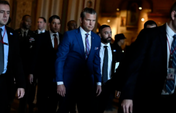 美军机伪装成民用飞机袭击船只，或构成“战争罪” 引发国际法律争议