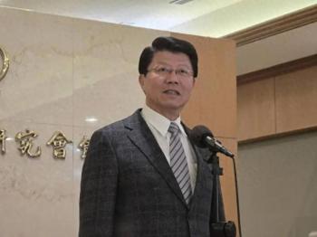 陈亭妃称要连赢6次 谢龙介回应 尊重民调但胸有成竹