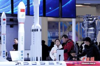 为何会有航天员和宇航员两种叫法 钱学森的贡献