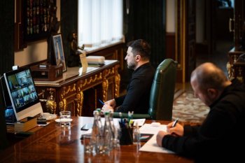 战况告急！泽连斯基紧急致电马克龙：曝俄军酝酿大规模打击，法援战机即将抵乌 外交与军事援助加码