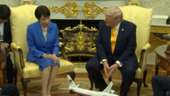 高市到白宫尬说英文不顺畅又改说日语 特朗普建议用口译