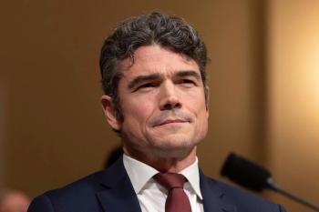 美国家反恐中心主任因反战辞职，第二天被曝遭FBI调查 涉嫌泄露机密信息