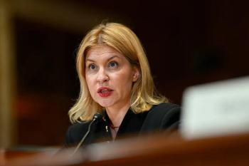 乌驻美大使斯特凡尼希娜被解职 任职不满一年遭替换