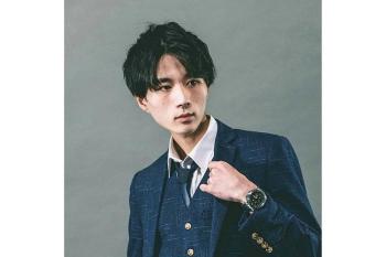 日本男星电车内性侵女高中生被捕 阳光形象背后的丑陋真相