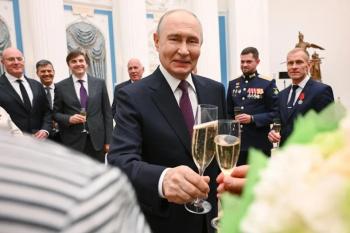 欧盟对俄军工产业制裁再加码 瞄准导弹与供应链