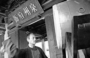 奶瓶消毒锅排行榜_奶粉调价只是前奏龙年“生子潮”带火婴幼儿市场(2)