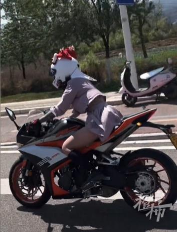 00后网红马若松遇车祸身亡监控曝光 事发前网友曾提醒“危险”遭回怼