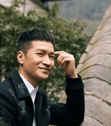 ��������ӦŮ��13���ˣ�ʱ����������ĵ�̼�