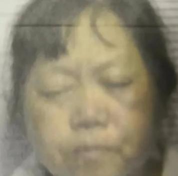 男友与梅姨同居两三年不知其真名 隐藏身份的高手