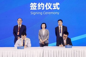 2025年中国国际服务贸易交易会期间xSpaces与北京国际设计周达成战略合作，共同推动元宇宙文旅与城市数字化升级