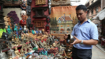 尼泊尔小哥成为推广中国文化的使者 Nepali young man dedicated to learning, popularizing Chinese culture