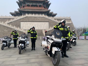 北京首支绿色骑警队亮相门头沟