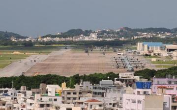 冲绳知事敦促日本政府放弃美军新基地建设