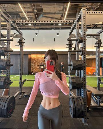 by2yumi暴瘦剩42公斤坦言原来以为没什么结果体重下降到42公斤2