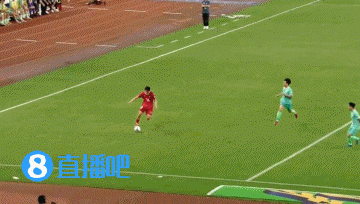 鹽城2-0戰(zhàn)勝鎮(zhèn)江 鹽哥登頂榜首