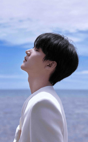 周柯宇作念了我最想对陈妍希作念的事 18场吻戏的情愫舆图