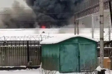 莫斯科仓库大楼火灾事故原因查明 事故原因系建筑内部电路老化