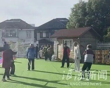 幼儿园回应老人撬锁强占幼儿园练剑