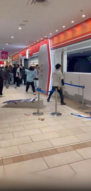 东京池袋商场发生持刀伤人事件致2死