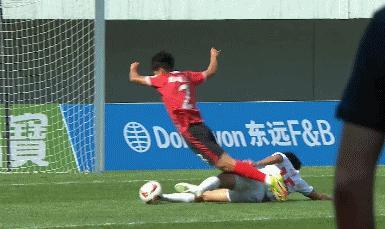 2-2！广州队两度落后扳平，2轮不胜仍第6，疑遭误判：对手跳水骗点 ——#足球创作盛宴#