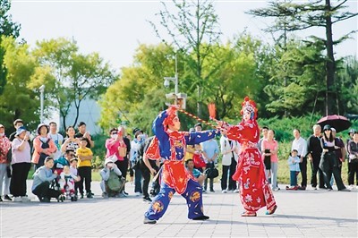 中国戏曲文化周“超有戏”