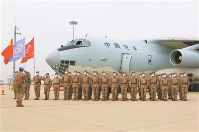 中国第3批赴阿卜耶伊维和直升机分队出征