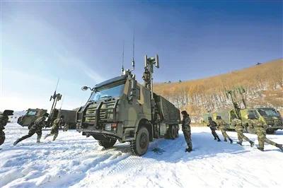 解放军和武警部队新年度军事训练拉开大幕