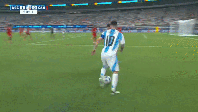 美洲杯：阿根廷2-0加拿大晋级决赛！梅西首球破荒 小蜘蛛破门
