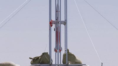 高中生“手搓”火箭成功發(fā)射 突破10千米引熱議