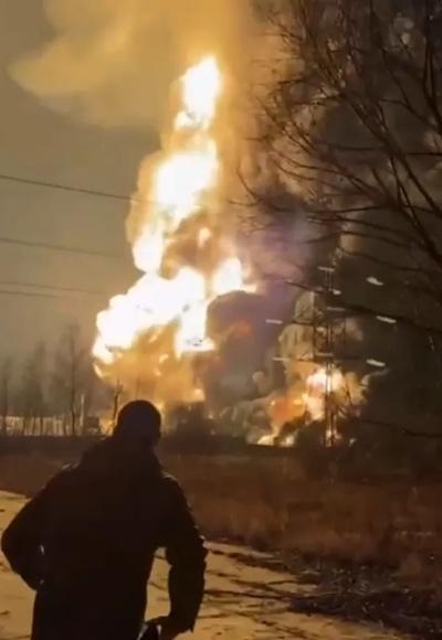 俄军为何炸毁阿塞拜疆在乌投资油厂 能源绞杀战升级