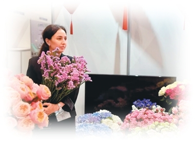 年货出海，“中国红”正当潮