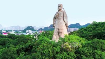 广西洪流之中的蛇与养蛇人 恐慌与现实交织