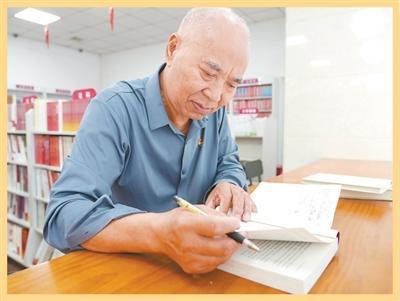 红军后代“替爷爷讲长征”