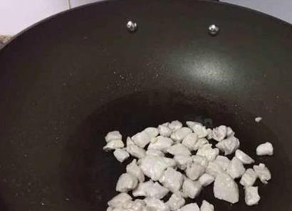 豆腐加肉末香翻天，20分钟上桌，比海鲜还美味？