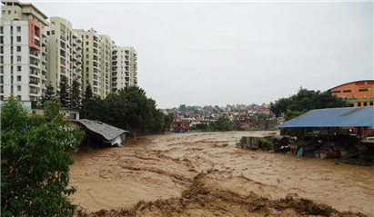 尼泊尔多地持续降雨引发多种灾害 已致170人死亡