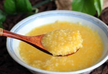 小米粥总熬不好？加这一步米油满满，3招让粥香浓黏稠