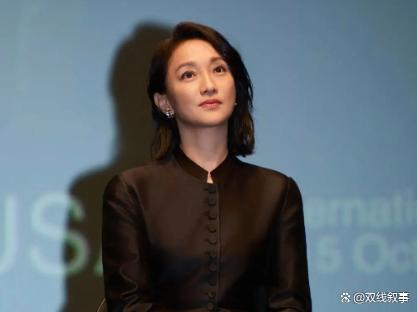 周迅获釜山国际电影节影后，时隔20年再度拿奖，周迅哽咽讲获奖感言 两位华语女演员的深情相拥