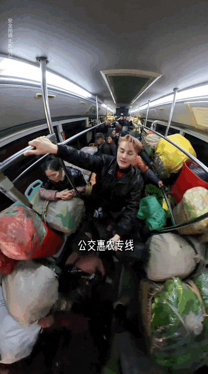 吴克群在东谈主民日报撰文 流量背后的包袱与信任