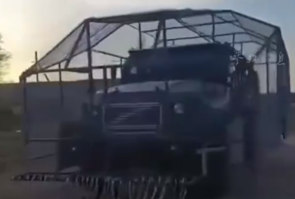 俄装甲车加装反无人机“鸟笼装甲” “全方位”防护显神威